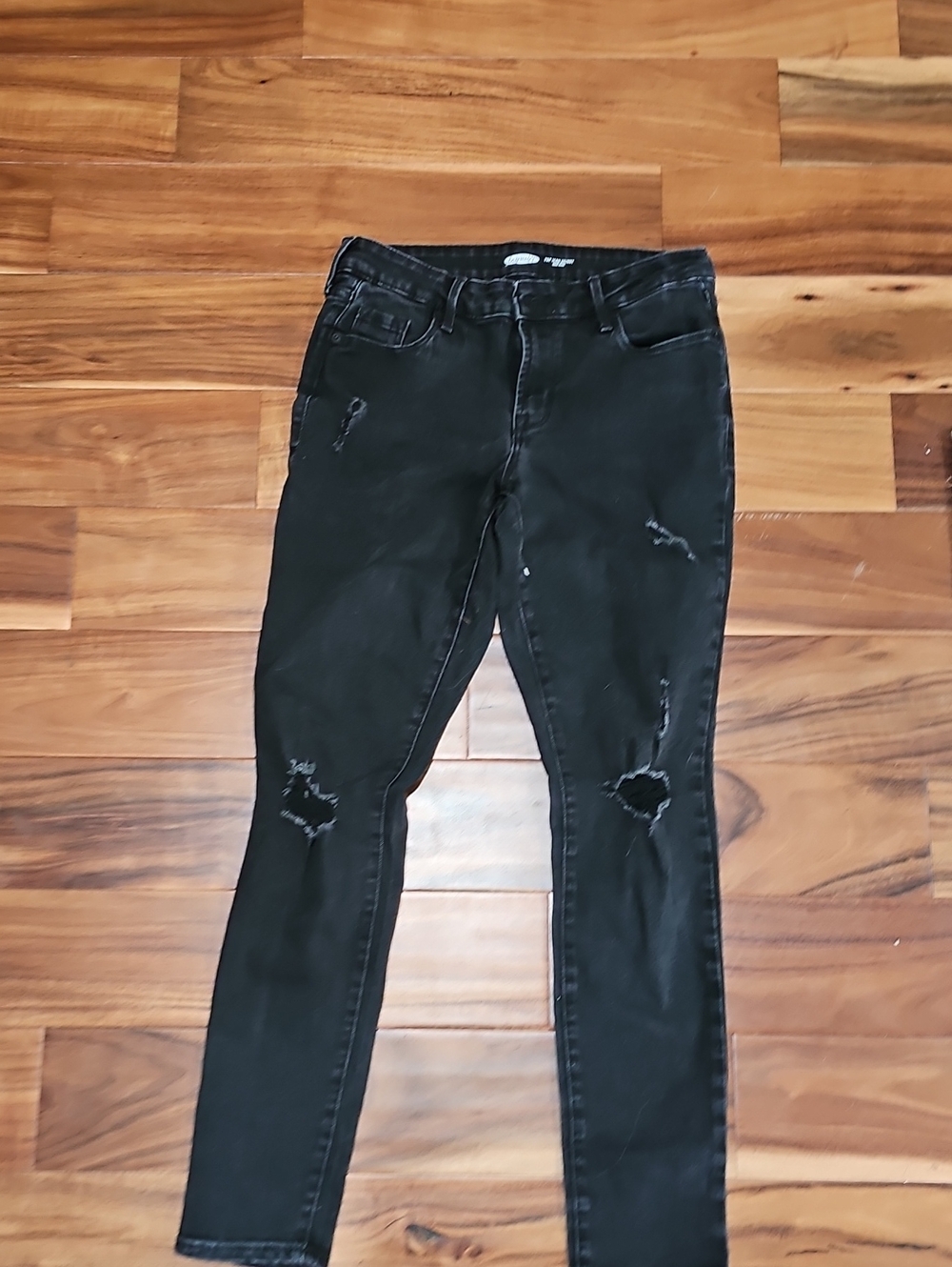 Old Navy Black Women's Ripped Skinny Jeans